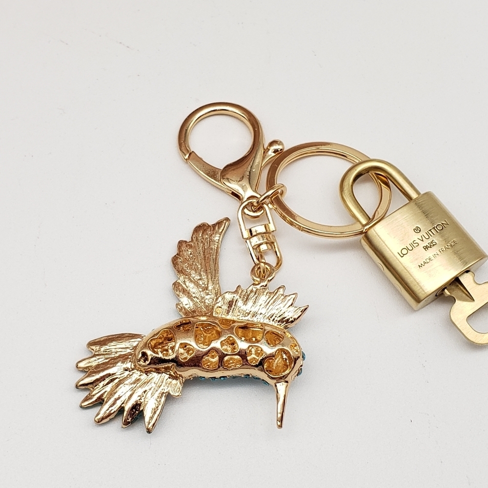 Authentic Louis Vuitton Gold Padlock W/ Unbranded Blue Bird Bag Charm 100525 - Picture 6 of 8
